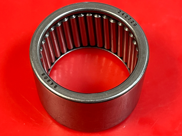 НК000000 - однорядные с наружным кольцом со сквозным отверстием без сепаратора